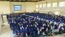 Mahasiswa KKA XXIV Mendengarkan Materi Rektor UM Buton (Sumber : Dok. Humas UM Buton)