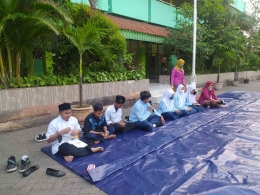 Menumbuhkan Peningkatan Imtaq melalui Pembiasaan Jum'at Bertajuk 