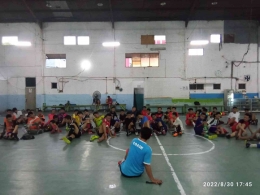 Futsal salah satu kegiatan yang banyak diminati oleh siswa ( Dokumen Pribadi )