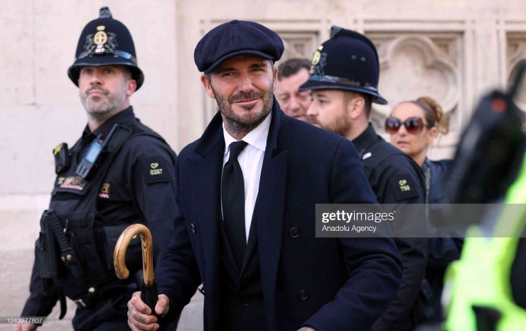 Antre selama 13 jam tidak membuat David Beckham tampak kuyu. (Sumber: Dursun Aydemir/Anadolu Agency via Getty Images)