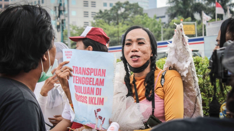 Kaum Transpuan ikut menyuarakan aksi krisis iklim di Dukuh Atas, Jakarta Pusat. (Jonas/Mahasiswa)