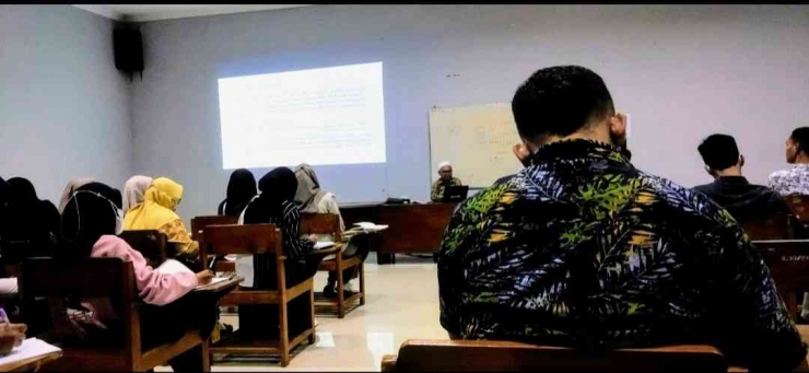 Ilustrasi proses perkuliahan fakultas hukum Unwiku Purwokerto. (Foto/Dokpri).