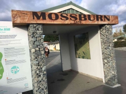 Pintu Gerbang Mossburn: Dokpri