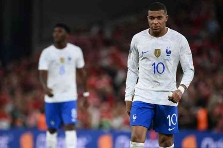 Kylian Mbappe akan menjadi salah satu andalan timnas Perancis di Piala Dunia 2022. Foto: AFP/Franck Fife via Kompas.com