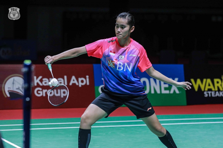 Penampilan tunggal putri di partai Final Indonesia International Series 2022 (sumber foto : PBSI)