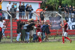 Selebrasi Ramai Rumakiek saat menjebol gawang Sulut United (10/9)/Media Officer Persipura