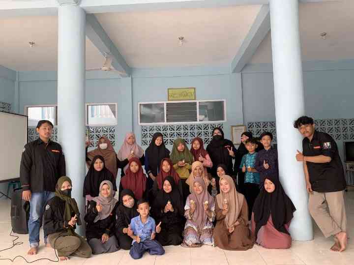 Dokumentasi pribadi. Pelatihan skil kewirausahaan di Panti Asuhan Yatim Aisyiyah Siti Fatimah Tulungagung 