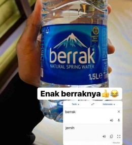 Air Minuman merek 'Berrak' produksi Turki artinya jernih. Foto: Twitter @GilangJuragan99 via Kumparan