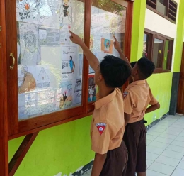 Mading Sekolah SMPK Don Bosco Atambua, Upaya Meningkatkan Literasi Sekolah/ Foto. Dok.pribadi