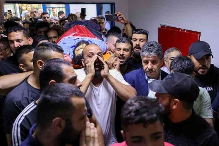 RAMALLAH, KOMPAS.com - Seorang pemukim Israel menikam seorang warga Palestina hingga tewas di Tepi Barat yang diduduki pada Selasa (21/6/2022).