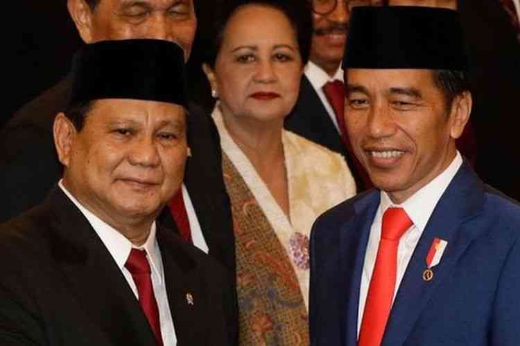 Diisukan Prabowo dan Jokowi akan menjadi pasangan sebagai Capres dan Cawapres pada Pilpres 2024. Foto: Kompas.com