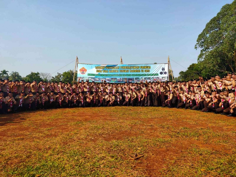 Foto bersama peserta Latihan Penyegaran Pembina/Pamong Saka Wira Kartika seluruh Indonesia. Dokpri