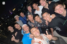 Kebersamaan tim ganda putra indonesia saat berkumpul bersama (sumber foto : PBSI)