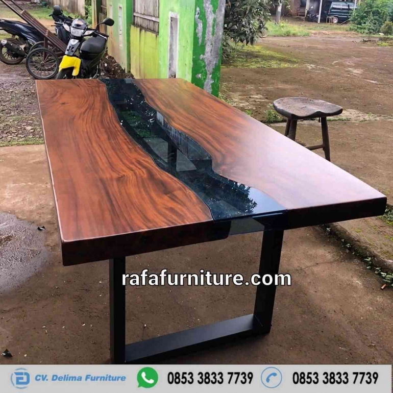 Meja Kayu Besar, Meja Makan, Meja Kayu Solid, Meja Kayu Utuh, Meja Kayu Tanpa Sambung, Meja Kayu 1 Lembar, Meja Makan Trembesi