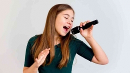 Menyanyi bisa mengalihkan demam k-pop: haibunda.com