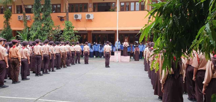 Upacara Hari Kesaktian Pancasila di sekolah, dokumentasi pribadi Maria