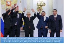 Image: Presiden Putin bersama Wakil 4 wilayah Ukraina yang memproklamirkan menjadi bagian Rusia (Photo: Mikhail Metzel/Sputnik via Reuters)