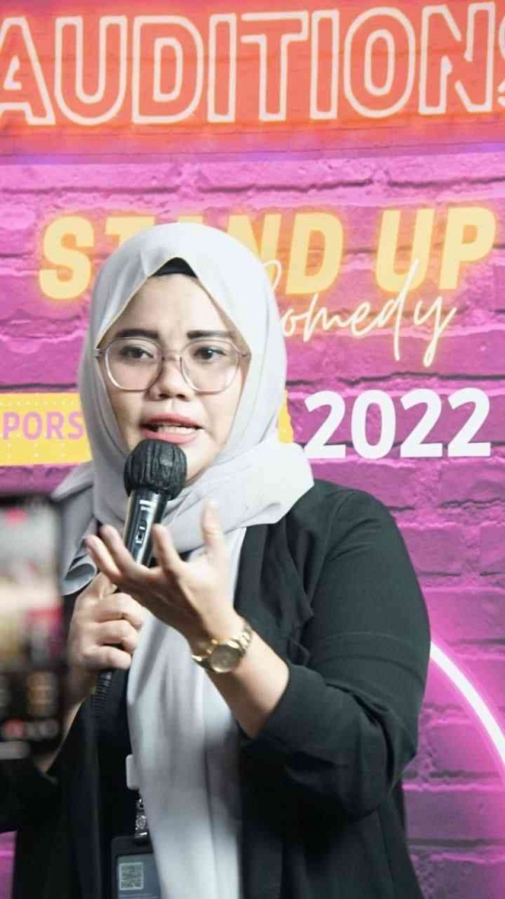 Agnes Sry Putri Boru Ginting Juara Favorit Stand Up Comedy Bank Mandiri (Foto: Agnes Sry Putri)