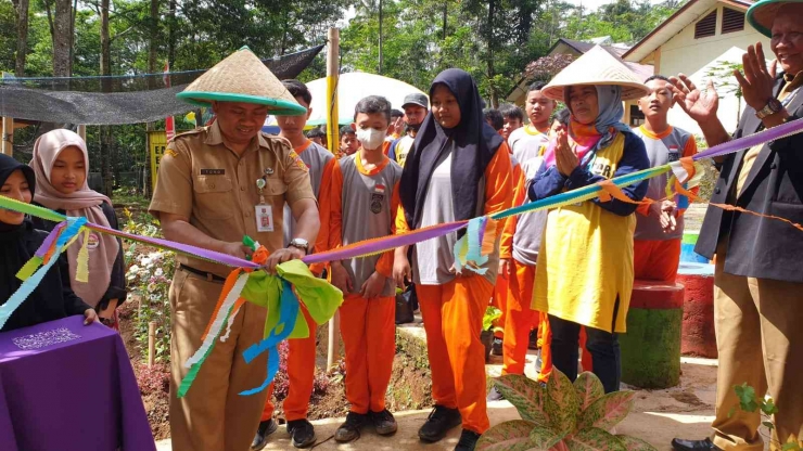Seremonial Panen Projek Kepang Lima Oleh Kepala Dinas Pendidikan Pemuda dan Olahraga Kabupaten Wonosobo (Dokpri)