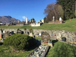 Queenstown Cemetery: Dokpri