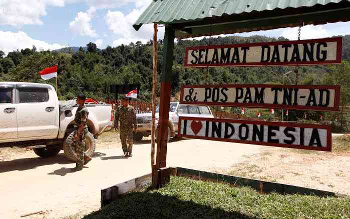 Pos bersama Indonesia dan Malaysia di Long Midan, Kecamatan Krayan, Kabupaten Nunukan, Kalimantan Timur (Kompas/Danu Kuswuro)