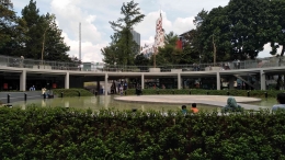 Plaza Kaberasi, Taman Bawah, Kolam Teratai, Taman Atap (Dokumentasi pribadi)