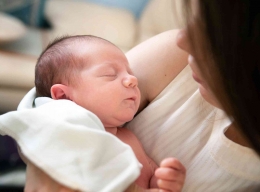 Ketika pilihan harus menggunakan breastfeeding set | foto: blankita_ua/ Pixabay