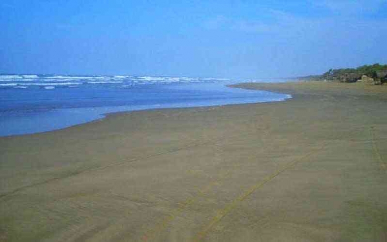 Pantai Bagedur (Foto: lebakunique.id)