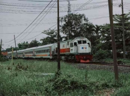 Ilustrasi PT. Kereta Api Indonesia (sumber: Muhammad Arief/unsplash)