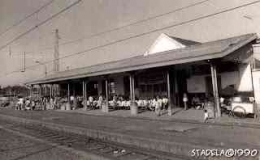 Stasiun Depok Lama Jaman Dulu (http://blogomlp3idepok.blogspot.com)