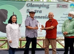 Acara Glamping Sastra Indonesia (dokpri)