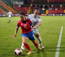 Timnas Filipina saat melawan Timnas Kosta Rika di pertandingan persahabatan (8/10) yang berakhir dengan skor 1-1 (sumber: IG phifootballfederation) 