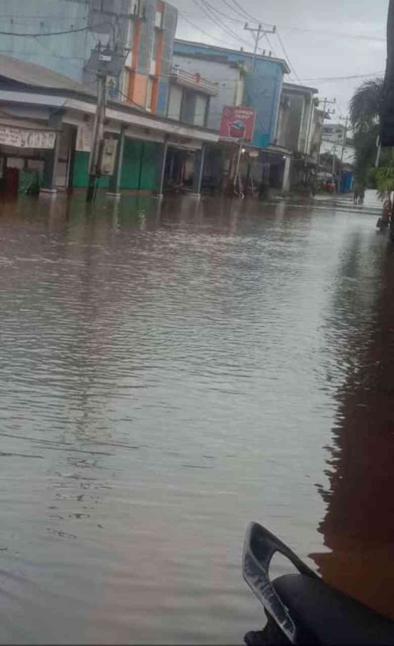 Banjir yang terjadi di Tayap. (Foto Dokumen: Resilia/Nok Afa).