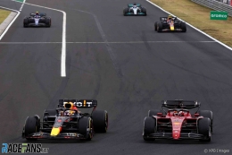 Verstappen overtake wrong-tyres Ferrari (XPB Images)