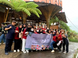 Ket: Tim Modul Nusantara Cakraunion Sambangi Kafe Sawah, Desa Pujon Kidul, Kabupaten Malang (Dokpri)
