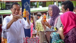 Presiden Jokowi dan Pelaku UMKM|dok. genbisnis.com, dimuat telisik.id