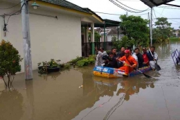 Ilustrasi Evakuasi Korban  Banjir (Foto:Kompas.com)