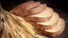 Gandum adalah bahan utama untuk membuat roti (dok foto: 30andfit.com/tempo.gaya.com)