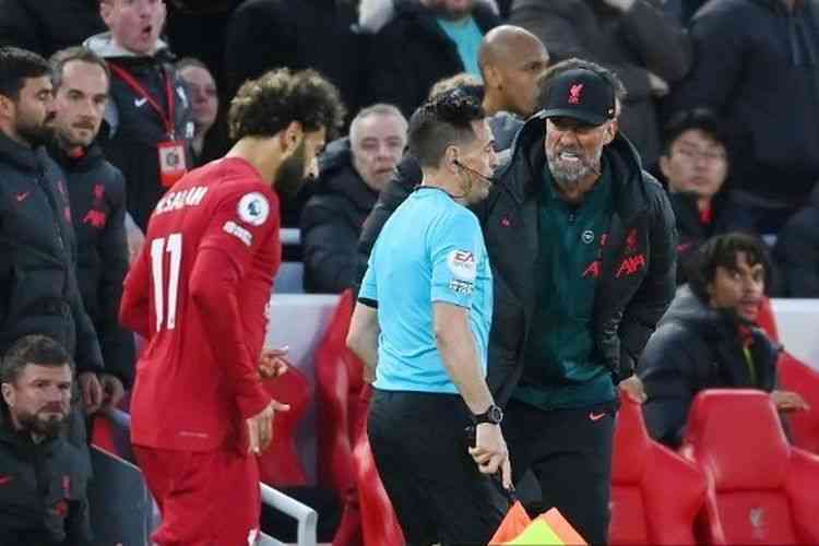 Mohamed Salah dan Juergen Klopp dalam momen-momen duel Liverpool Vs City di Anfield (Foto AFP/Laurence Griffith via Kompas.com). 