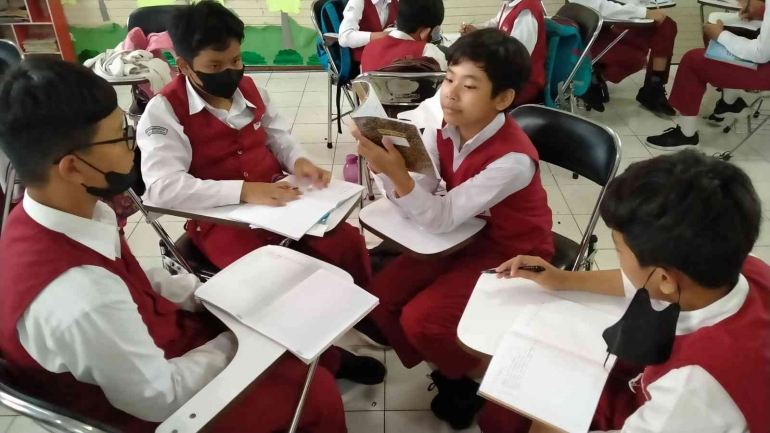 Hakikat Penilaian bagi Peserta Didik di Sekolah Penggerak SD Muhammadiyah 1 Ketelan Surakarta, Jawa Tengah/Dokumen Pribadi