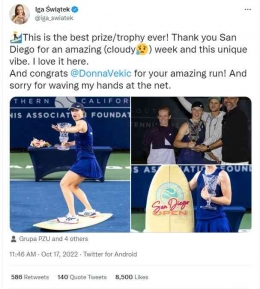 Tangkapan layar cuitan Iga Swiatek yang mengandung permintaan maafnya kepada Donna Vekic. (sumber: akun Twitter @iga_swiatek)