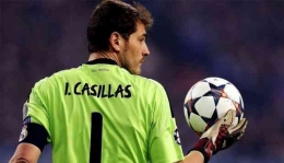 Sosok Iker Casillas ketika masih membela Real Madrid (sumber: inews.id/Dimas Wahyu)