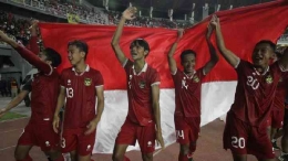 Kegembiraan Garuda Muda usai memastikan diri lolos ke Piala Asia U-20 2023 di Uzbekistan (sumber: bola.tempo.co/Arkhelaus)
