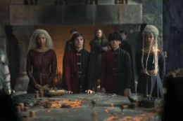 (Dari kiri) Baela, Jacaerys, Lucerys, dan Rhaena di Episode 10 House of the Dragon. Sumber: HBO
