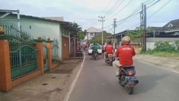Peserta touring menyusuri jalan Srijaya dan mengelilingi Kelurahan Srijaya dan Talang Ratu - Palembang (Dok. Rupbasan)