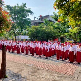 Dok: Upacara Sumpah Pemuda ke-94 SDN Panggung Lor