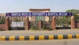 Rumah Sakit Universitas Kesehatan Nishtar di kota Multan, Pakistan. | Sumber:  Dawn