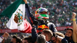 Sergio Perez secures podium in front of home crowd (skysportf1)