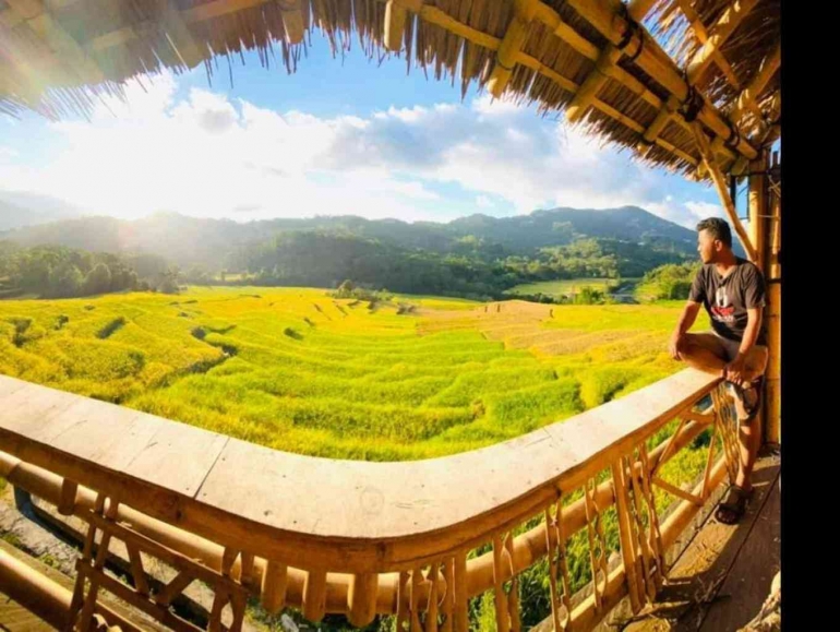 Pemandangan alam yang indah di Desa Detusoko Barat, Kabupaten Ende, Flores, NTT: https://jadesta.kemenparekraf.go.id/
