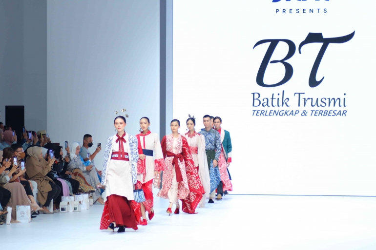 Pagelaran Fashion Week digelar di City Hall Pondok Indah Mall 3, Jakarta Selatan. (Jonas/Mahasiswa)